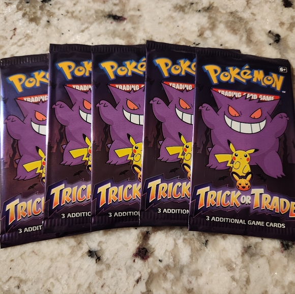 2023 Pokemon Trick or Trade Booster Packs Set of 5 - Picture 1 of 2